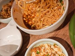 -云海肴云南菜(浦江欢乐颂店)