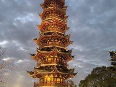 -龙华寺