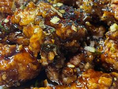 -BHC炸鸡(明洞总店)