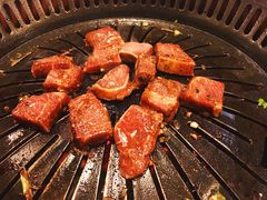 -韩宫宴炭火烤肉(中商世界里店)