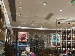 -VENCHI 闻绮(上海佛罗伦萨小镇店)