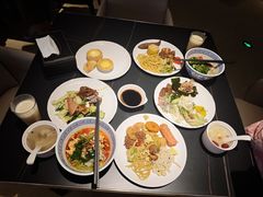 -涨巢·潮玩水疗局