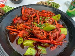 十三香小龙虾-金陵暴走小龙虾·迷踪蟹(凯德MALL店)