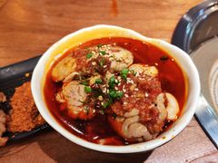 剁椒冒脑花-串门邻居串串火锅(云南南路店)