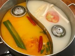 -樾餐厅泰式海鲜火锅(民歌湖店)