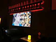 -饮湖威士忌鸡尾酒吧