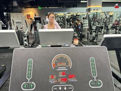 -VLines耀能运动24小时·月付制健身(京广桥店)