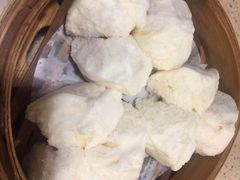 蜜汁叉烧包-点都德(大茶楼店)
