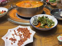 -亮欢寨酸汤鱼(沙冲路店)