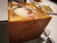 冰淇淋鲜果厚多士-荣品荟·融合餐厅(月湖广场店)