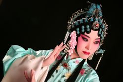 -胭脂猫京剧摄影