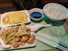 -老乡鸡(上海品尊国际中心店)