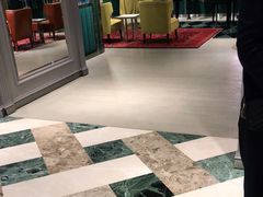 -Gucci(重庆IFS店)