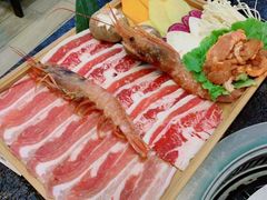 -烤路里·韩国品质自助烤肉(石路天虹4号店)