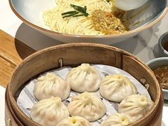 -馋三尺蟹粉小笼(人民广场店)