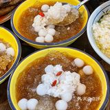 来重庆一定要去时代天街的小破屋吃烧鸡公！
