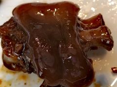 胡萝卜鲍汁焖猪蹄-106餐厅(山水文园店)
