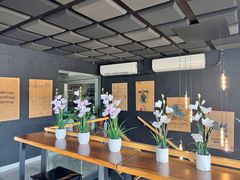 -Cha Café and Bistro