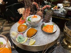 -半岛翡丽海鲜自助餐厅(观风亭店)