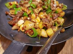 -聚鑫朋酸菜肥肠(文艺路口店)