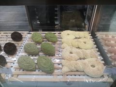 -奈雪的茶(亨特国际广场店)