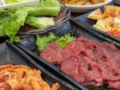 -韩风烤牛肉冷面店