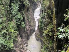 -蝶舞清江·恩施地心谷景区