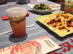 -肥肥虾庄·金牌油焖大虾(杨园滨江时代walk店)