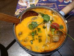 冬荫功海鲜汤-泰妃殿(新世界旗舰店)