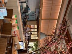 -蜜桃餐厅·伴山(湖滨商业街店)