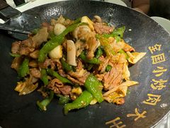 -费大厨辣椒炒肉(高铁吾悦广场店)