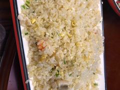 -虾弄弄海派小龙虾·牛羊蝎子火锅