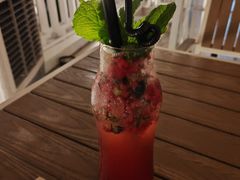 -Mark&Mars Restaurant