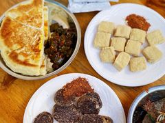 -88号小吃店·经典云南菜·地道纳西美食
