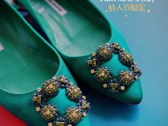 -Manolo Blahnik(置地广场店)
