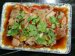 -乐山食古香跷脚牛肉