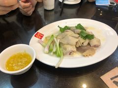 家乡盐水鸡-红星光发煲仔饭(文海店)