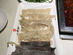 -小牛叔鲜切牛肉·火锅·烤肉自助(公济桥路店)