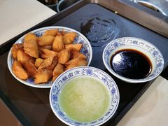 炸咯吱-门框胡同百年卤煮(新街口店)