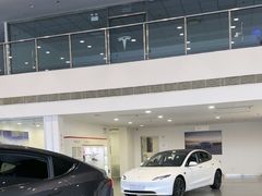 -TESLA 特斯拉(北京南四环中路特斯拉中心)