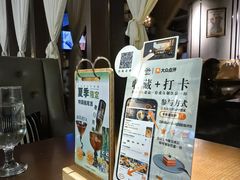 -卡普里披萨·牛扒·下午茶