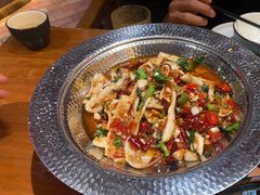 -老滇山寨•云南特色菜•地方菜•民族风情歌舞表演(金碧店)