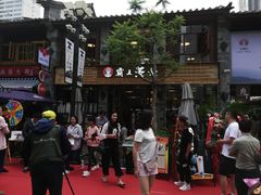 -霸王茶姬(南强街店)