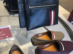 -东荟城名店仓