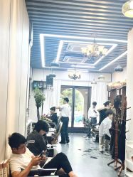 -巴伯尔男士理发馆