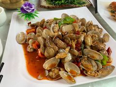 辣炒花甲-范饭椰林川湘味海鲜·椰子鸡(三亚湾椰梦长廊店)