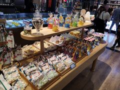 零售区-米洛克欧洲蛋糕(西南路店)