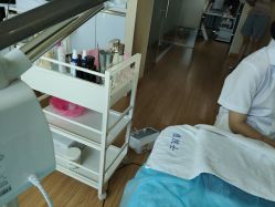 -痘院士专业祛痘皮肤管理