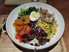 -POKEE VIA&Brunch·维娅(重庆来福士店)
