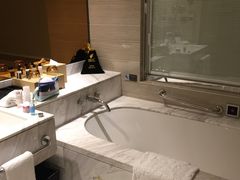 -上海中航虹桥机场泊悦酒店